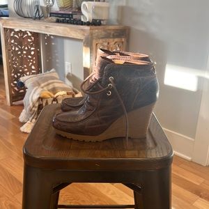 Michael Kors leather wedges